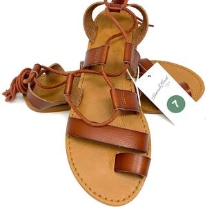 Universal Thread Women's Paige Sandals